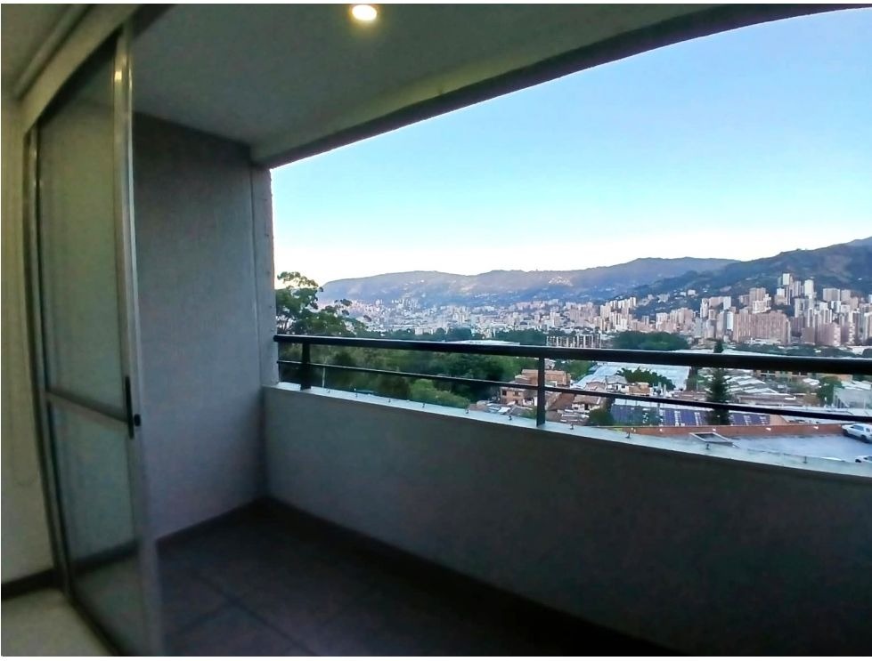 Apartamento en venta en La Aldea, La Estrella · foto 3 de 11