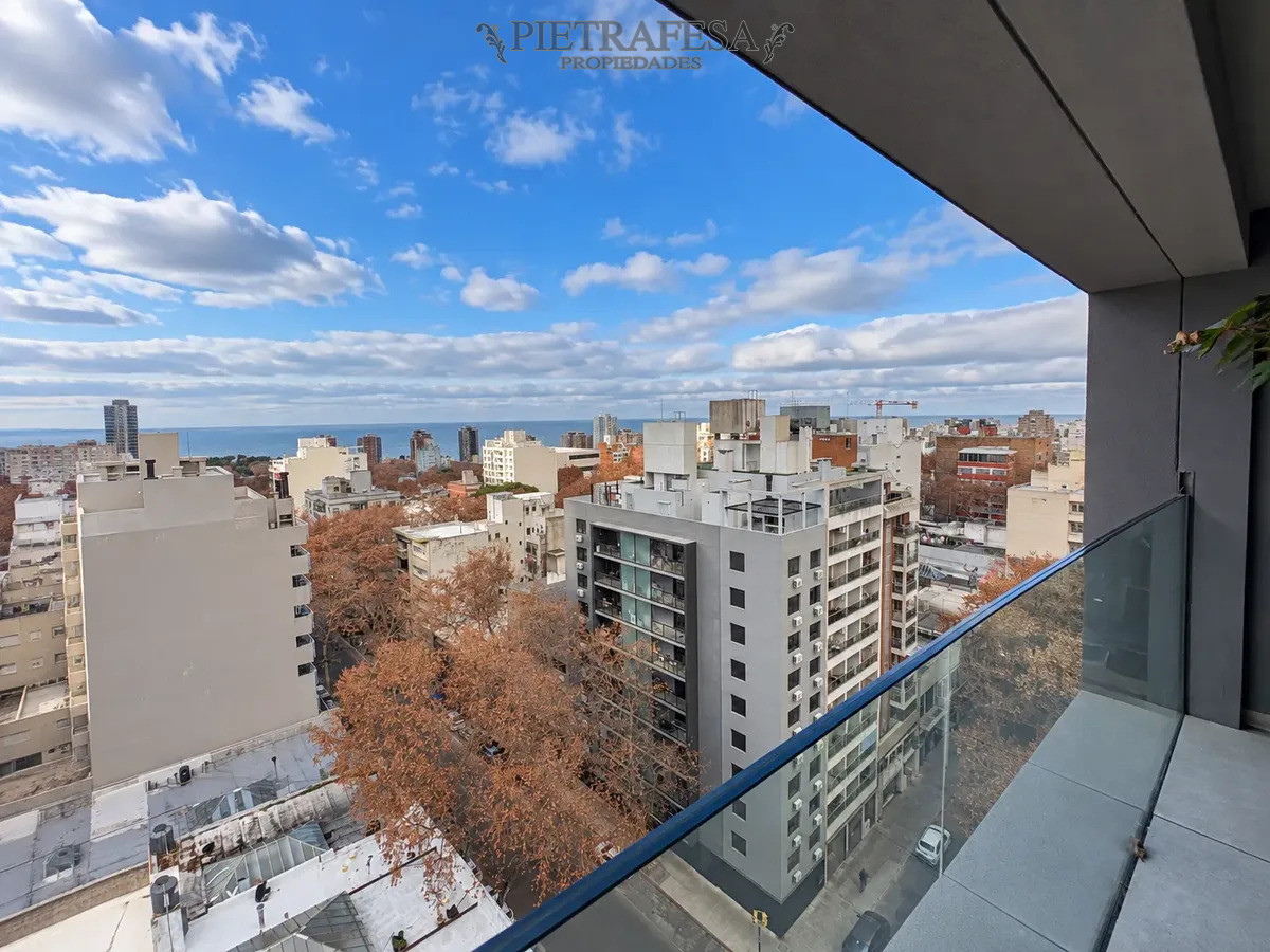 Apartamento en alquiler, 1 dormitorio, 1 baño, terraza, garaje. Centro. · Foto 9