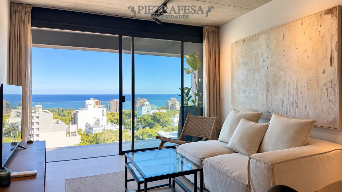 Apartamento en alquiler, 1 dormitorio, 1 baño, terraza, garaje. Centro. · Foto 11