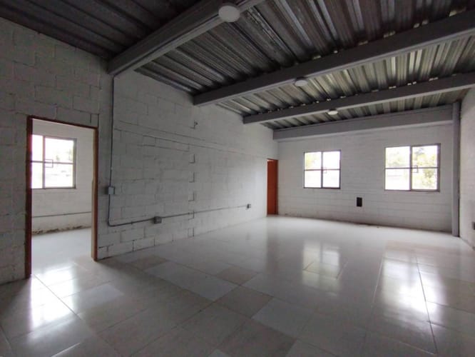 Bodega en arriendo en Zona Franca, Rionegro, 1167 m² · foto 9 de 24