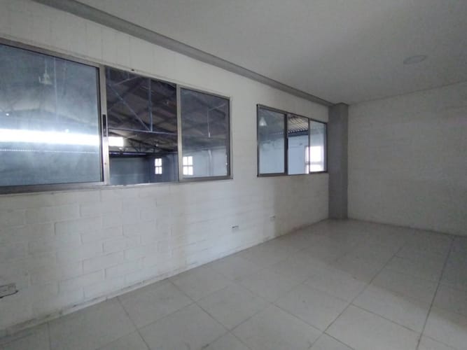 Bodega en arriendo en Zona Franca, Rionegro, 1167 m² · foto 18 de 24