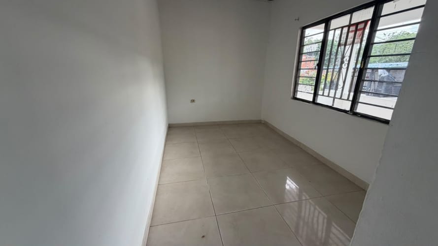 Casa de 3 alcobas en venta en Llanitos, Los Patios, 68 m² · foto 2 de 8