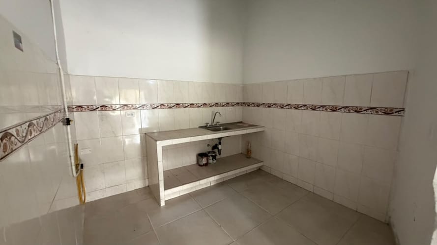 Casa de 3 alcobas en venta en Llanitos, Los Patios, 68 m² · foto 5 de 8