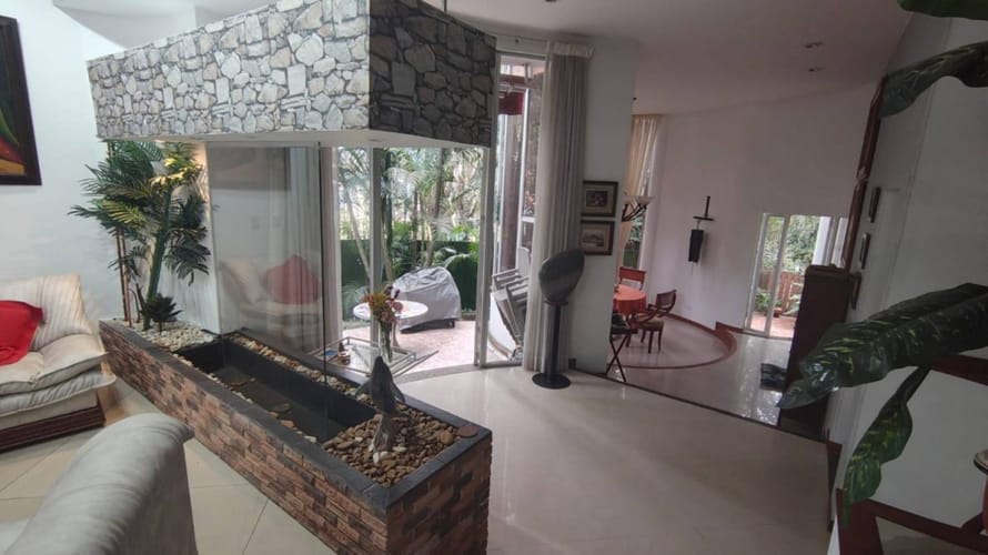 Casa de 4 alcobas en venta en Vereda San Jose, Sabaneta, 420 m² · foto 2 de 24
