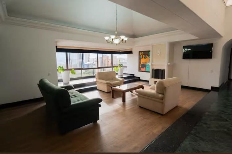 Apartamento en venta en La Candelaria, Medellín · foto 10 de 17