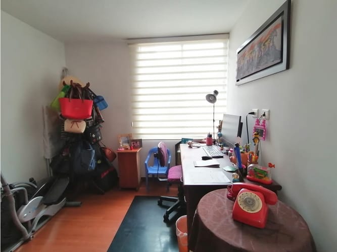 Apartamento de 3 alcobas en venta en La Magnolia, Madrid, 70 m² · foto 9 de 23