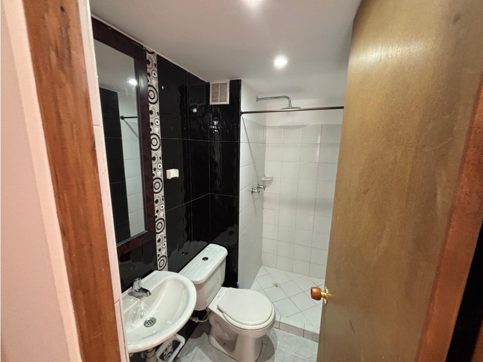 Apartamento en arriendo en Verbenal San Antonio, Bogotá · foto 15 de 24