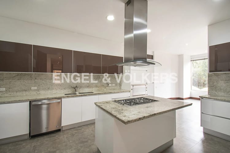 Apartamento en venta en Cerros De Suba, Bogotá · foto 8 de 24