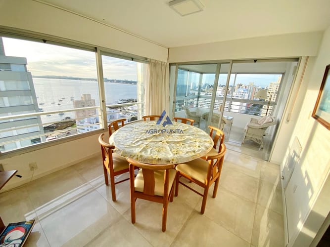 Apartamento en Peninsula, 3 dormitorios  con vista al puerto · Foto 6