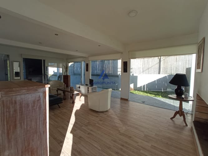 Casa en Punta Piedras, 3 dormitorios · Foto 4