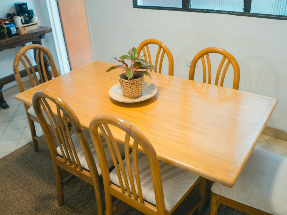 Apartamento en arriendo en Laureles, Medellín · foto 3 de 24