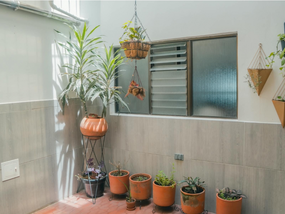 Apartamento en arriendo en Laureles, Medellín · foto 23 de 24