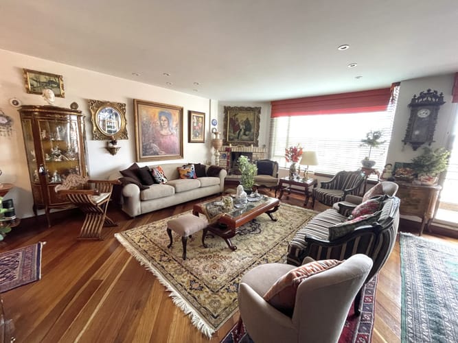 Apartamento de 3 alcobas en venta en Bosques Del Marques, Bogotá, 163 m² · foto 2 de 18