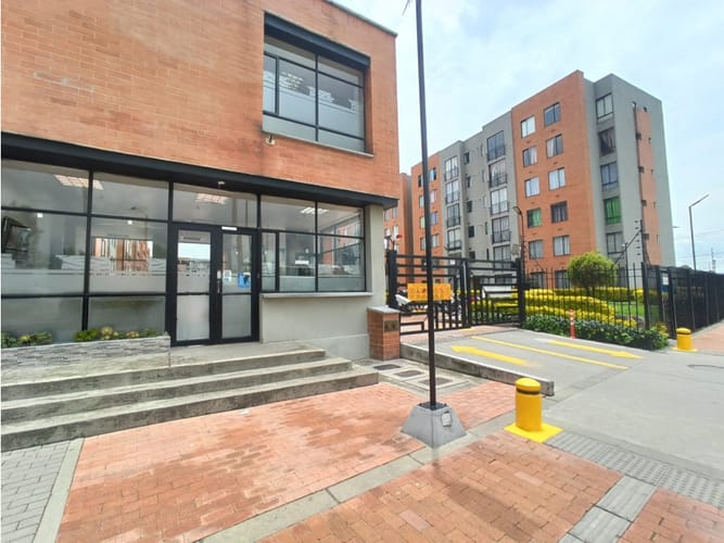 Apartamento de 3 alcobas en venta en El Cortijo, Madrid, 62 m² · foto 19 de 24
