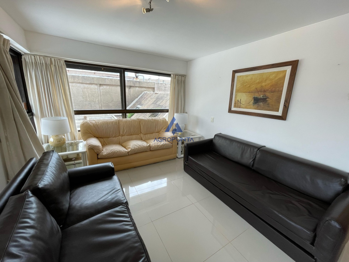Apartamento en Alquiler Anual Península Punta del Este 3 dormitorios · Foto 2
