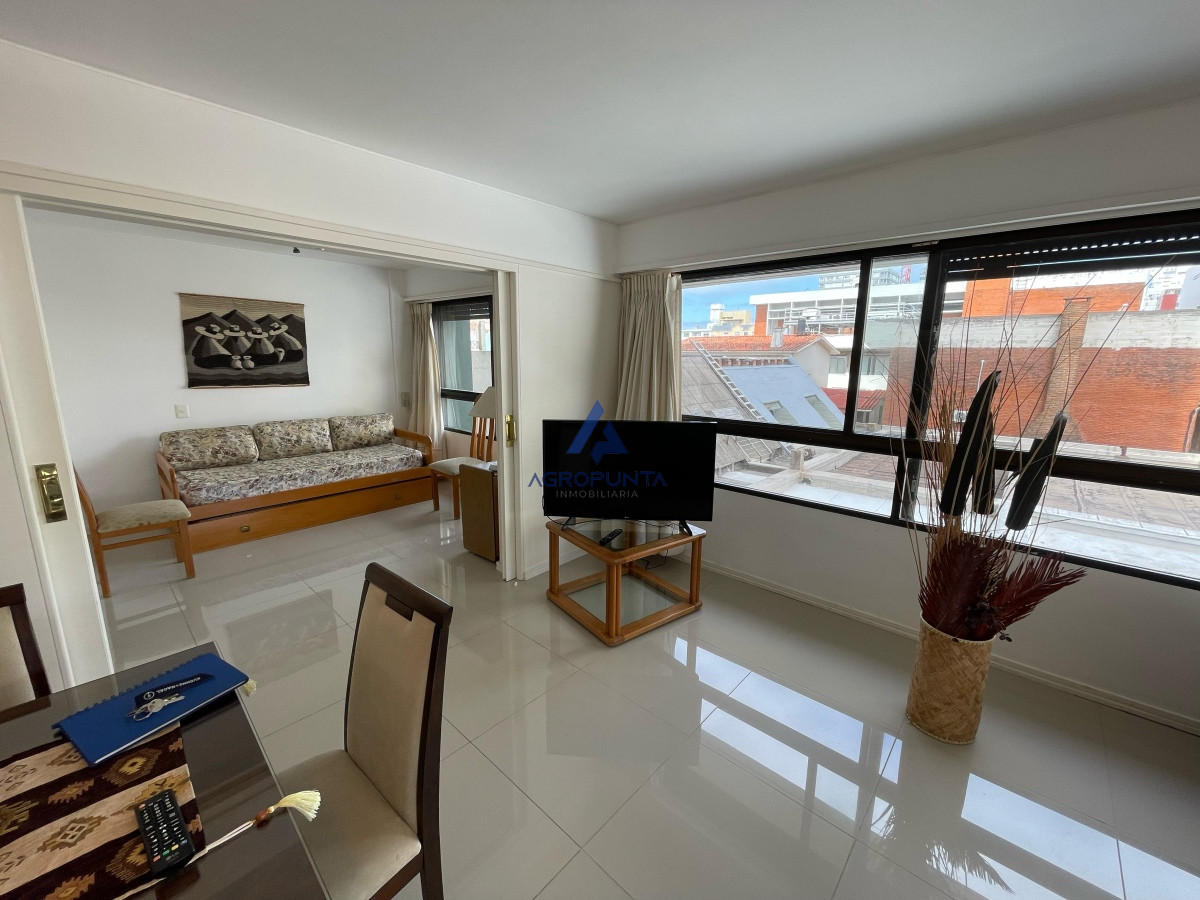 Apartamento en Alquiler Anual Península Punta del Este 3 dormitorios · Foto 3