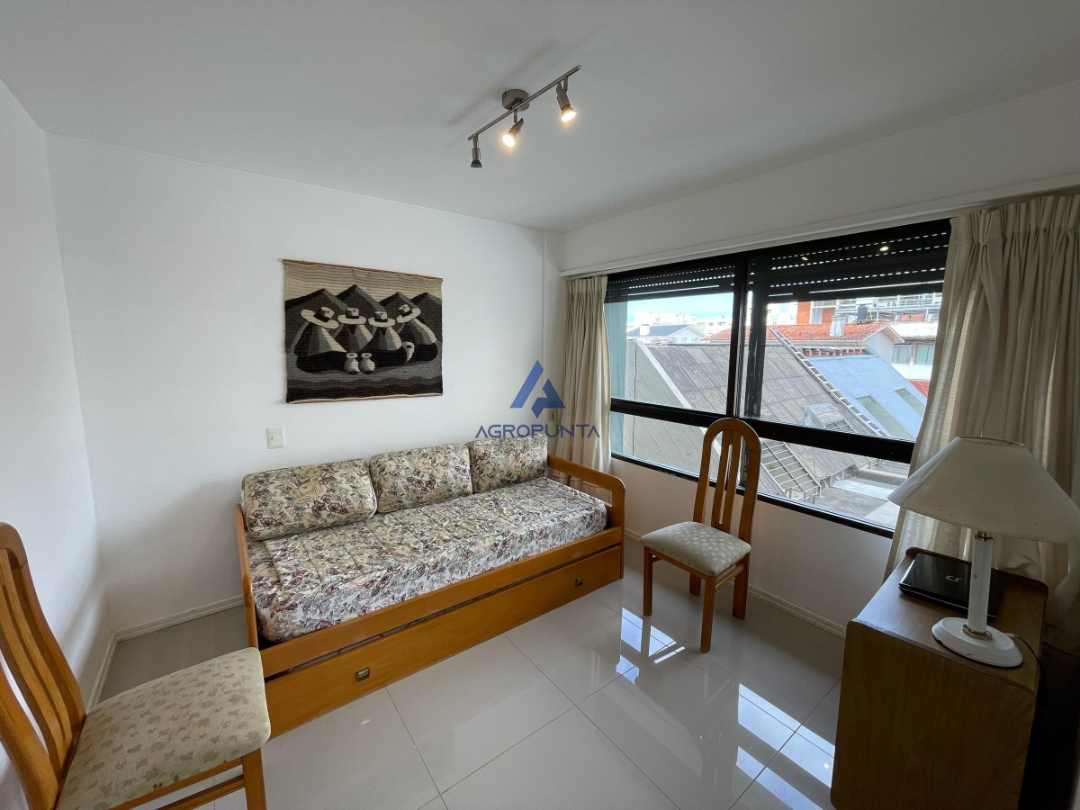 Apartamento en Alquiler Anual Península Punta del Este 3 dormitorios · Foto 7