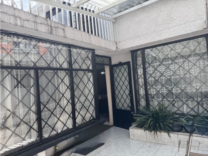 Casa de 4 alcobas en venta en Estrella Del Norte, Bogotá, 266 m² · foto 13 de 24