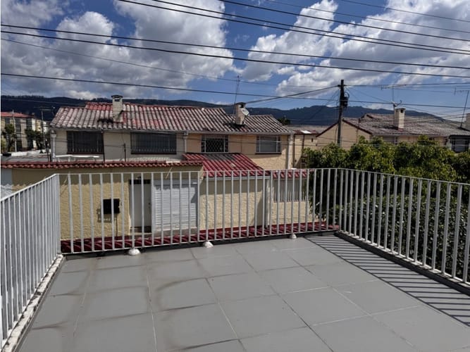 Casa de 4 alcobas en venta en Estrella Del Norte, Bogotá, 266 m² · foto 22 de 24