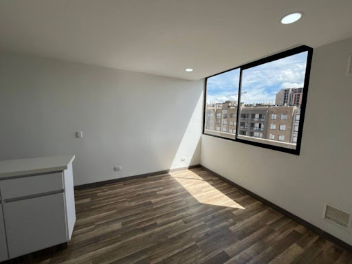 Apartamento en arriendo en Colina Campestre, Bogotá · foto 2 de 13