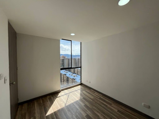 Apartamento en arriendo en Colina Campestre, Bogotá · foto 6 de 13