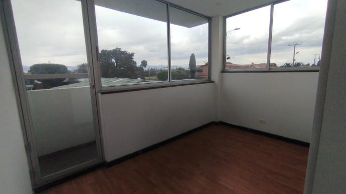 Casa de 3 alcobas en arriendo en Cetime, Cota, 335 m² · foto 16 de 23