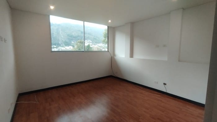 Casa de 3 alcobas en arriendo en Cetime, Cota, 335 m² · foto 18 de 23