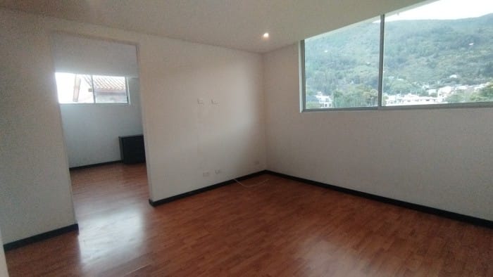 Casa de 3 alcobas en arriendo en Cetime, Cota, 335 m² · foto 19 de 23