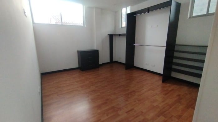 Casa de 3 alcobas en arriendo en Cetime, Cota, 335 m² · foto 21 de 23