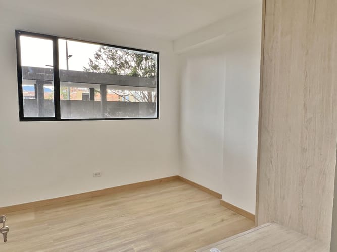 Apartamento de 2 alcobas en venta en Santa Maria Del Lago, Bogotá, 64 m² · foto 7 de 15