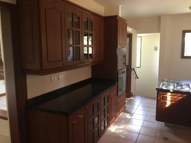 Casa de 3 alcobas en venta en Santa Elena, El Retiro, 377 m² · foto 11 de 15