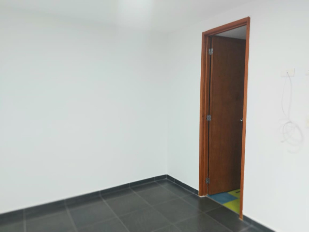 Apartamento en venta en Prados Del Este, Cúcuta · foto 7 de 24