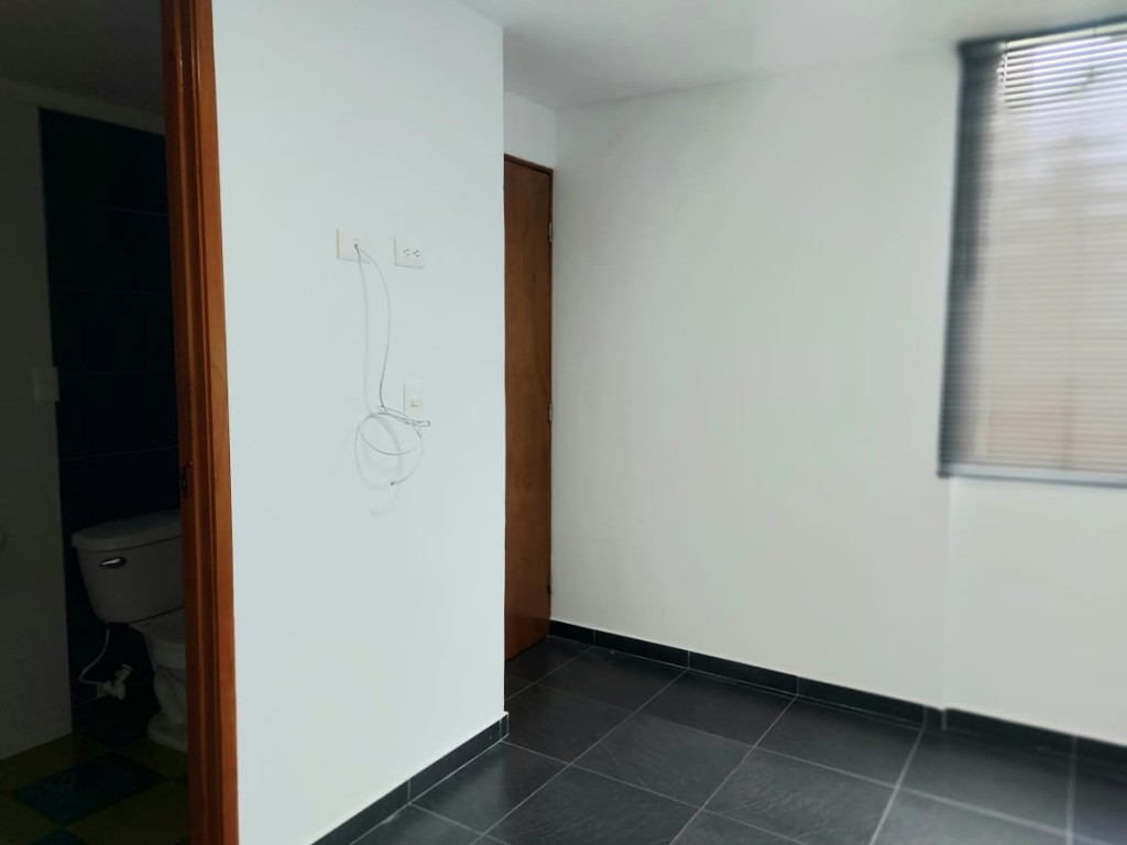 Apartamento en venta en Prados Del Este, Cúcuta · foto 10 de 24