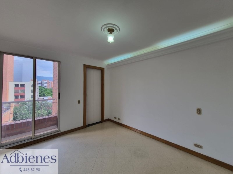 Apartamento en venta en Laureles, Medellín · foto 6 de 13