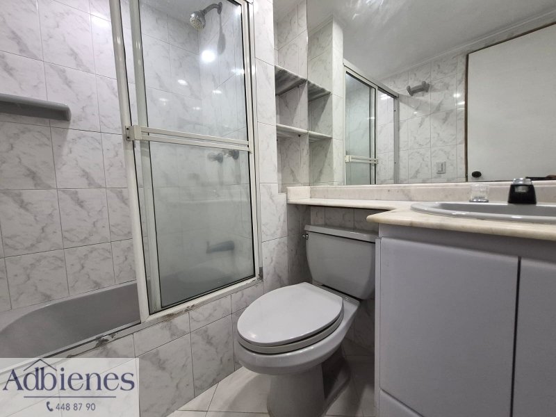 Apartamento en venta en Laureles, Medellín · foto 9 de 13