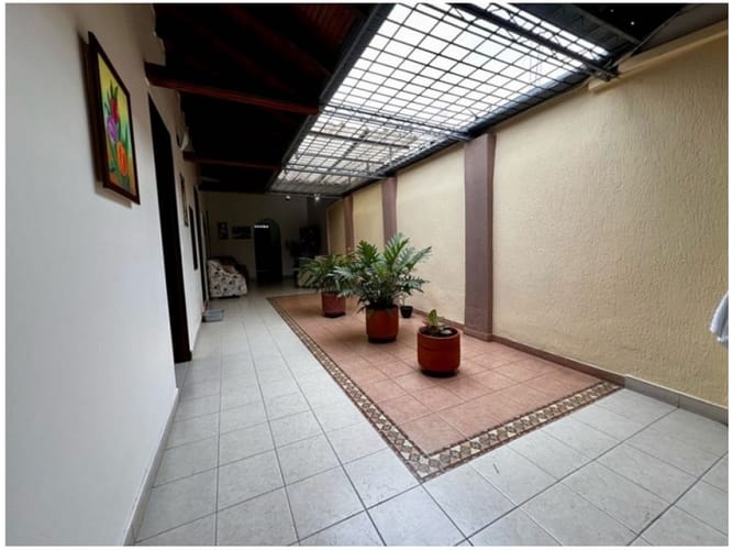 Casa de 5 alcobas en venta en Trinidad, Palmira, 210 m² · foto 4 de 17