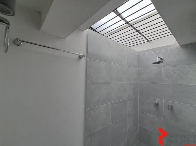 Casa de 4 alcobas en arriendo en El Poblado, Guarne, 200 m² · foto 16 de 24