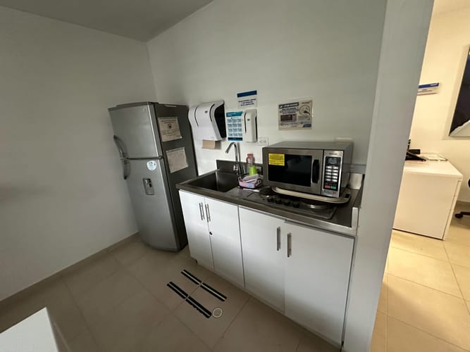 Edificio en venta en Mercedes, Bucaramanga, 1855 m² · foto 6 de 24