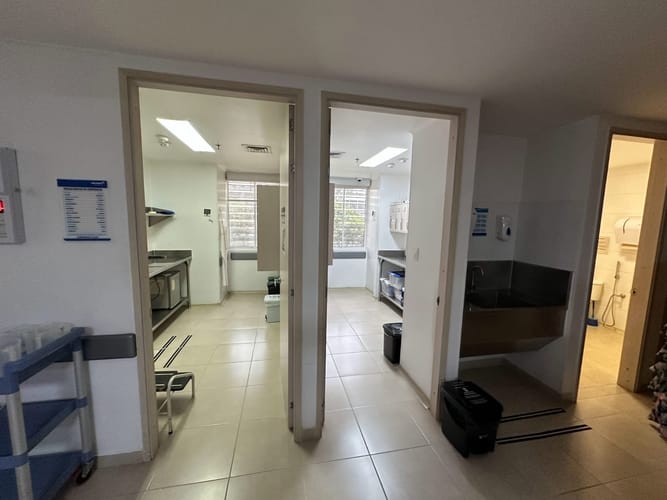 Edificio en venta en Mercedes, Bucaramanga, 1855 m² · foto 2 de 24