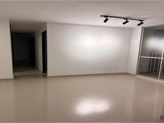 Apartamento de 3 alcobas en venta en Buenos Aires, Bello, 60 m² · foto 10 de 20