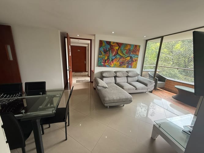 Apartamento de 3 alcobas en arriendo en El Tesoro, Medellín, 130 m² · foto 20 de 24
