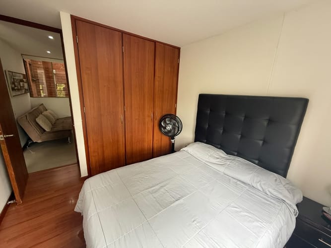 Apartamento de 3 alcobas en arriendo en El Tesoro, Medellín, 130 m² · foto 16 de 24