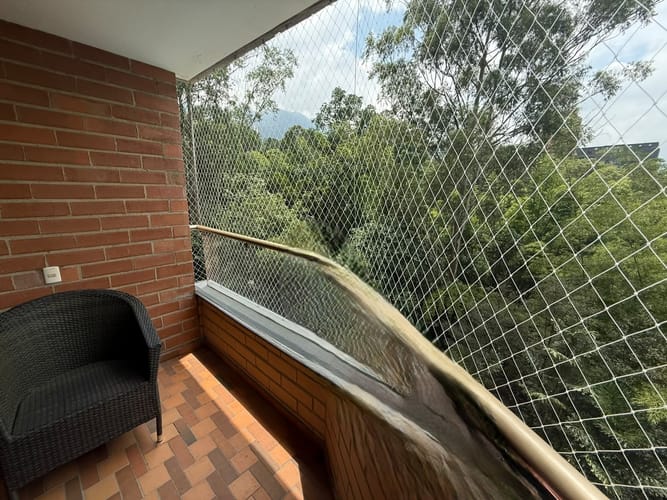 Apartamento de 3 alcobas en arriendo en El Tesoro, Medellín, 130 m² · foto 11 de 24