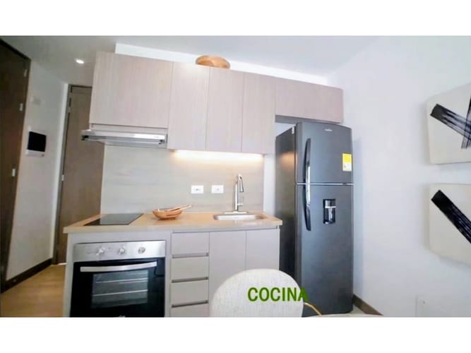 Apartaestudio en venta en Urbanización Las Cumbres, Medellín, 52 m² · foto 3 de 16
