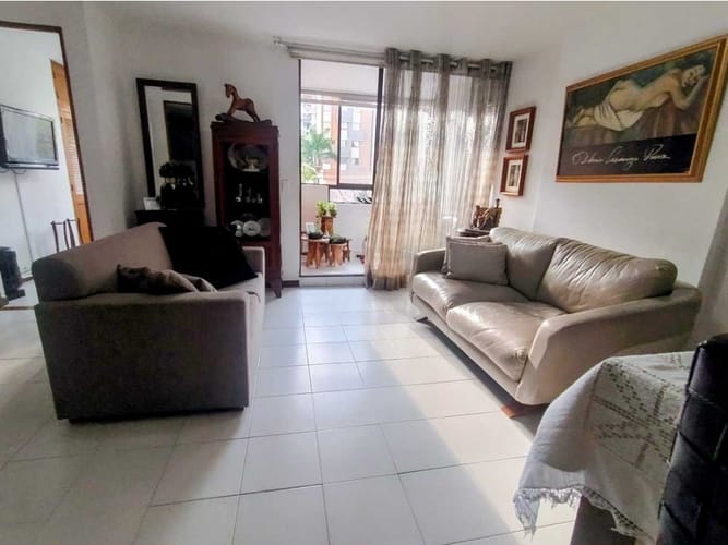 Apartamento de 3 alcobas en venta en La Castellana, Medellín, 84 m² · foto 9 de 24