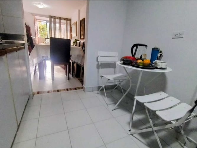 Apartamento de 3 alcobas en venta en La Castellana, Medellín, 84 m² · foto 14 de 24