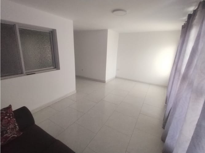 Apartamento de 3 alcobas en venta en Central, Palmira, 80 m² · foto 10 de 19