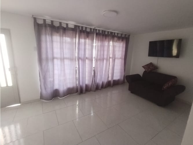 Apartamento de 3 alcobas en venta en Central, Palmira, 80 m² · foto 12 de 19