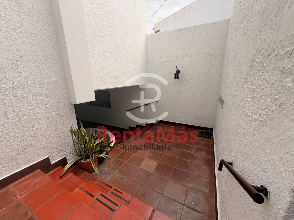 Apartamento en venta en La Riviera, Cúcuta · foto 6 de 22