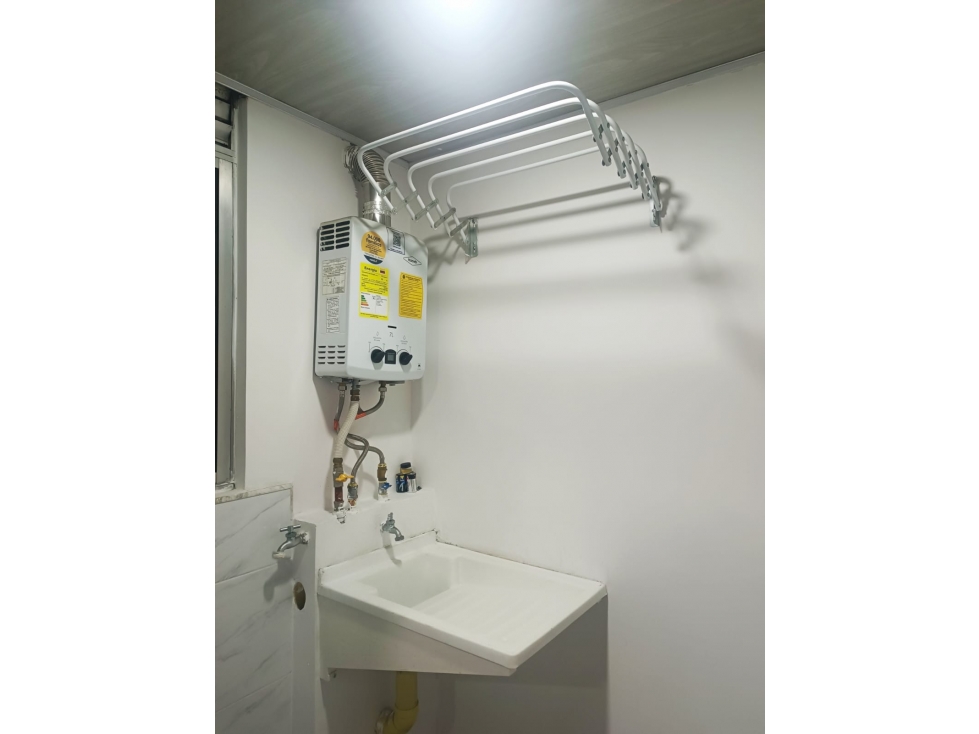 Apartamento en venta en Villa Gladys, Bogotá · foto 3 de 15